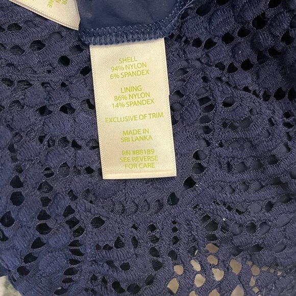 Lily Pulitzer Women's Claudette Scalloped Shell Lace Shorts-Navy Size XL - Picture 6 of 6
